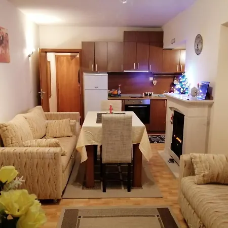 Viki Lucky Apartment *